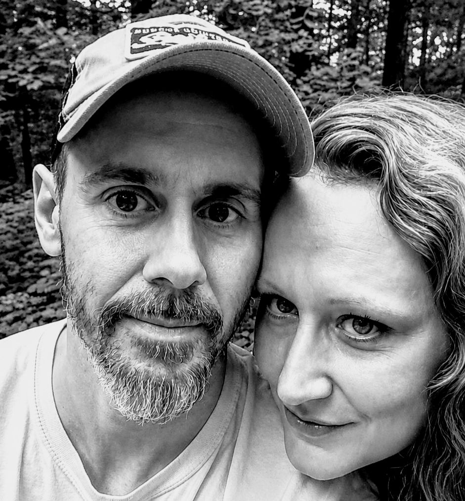 Portrait of the two writers of Ignore the Stigmas